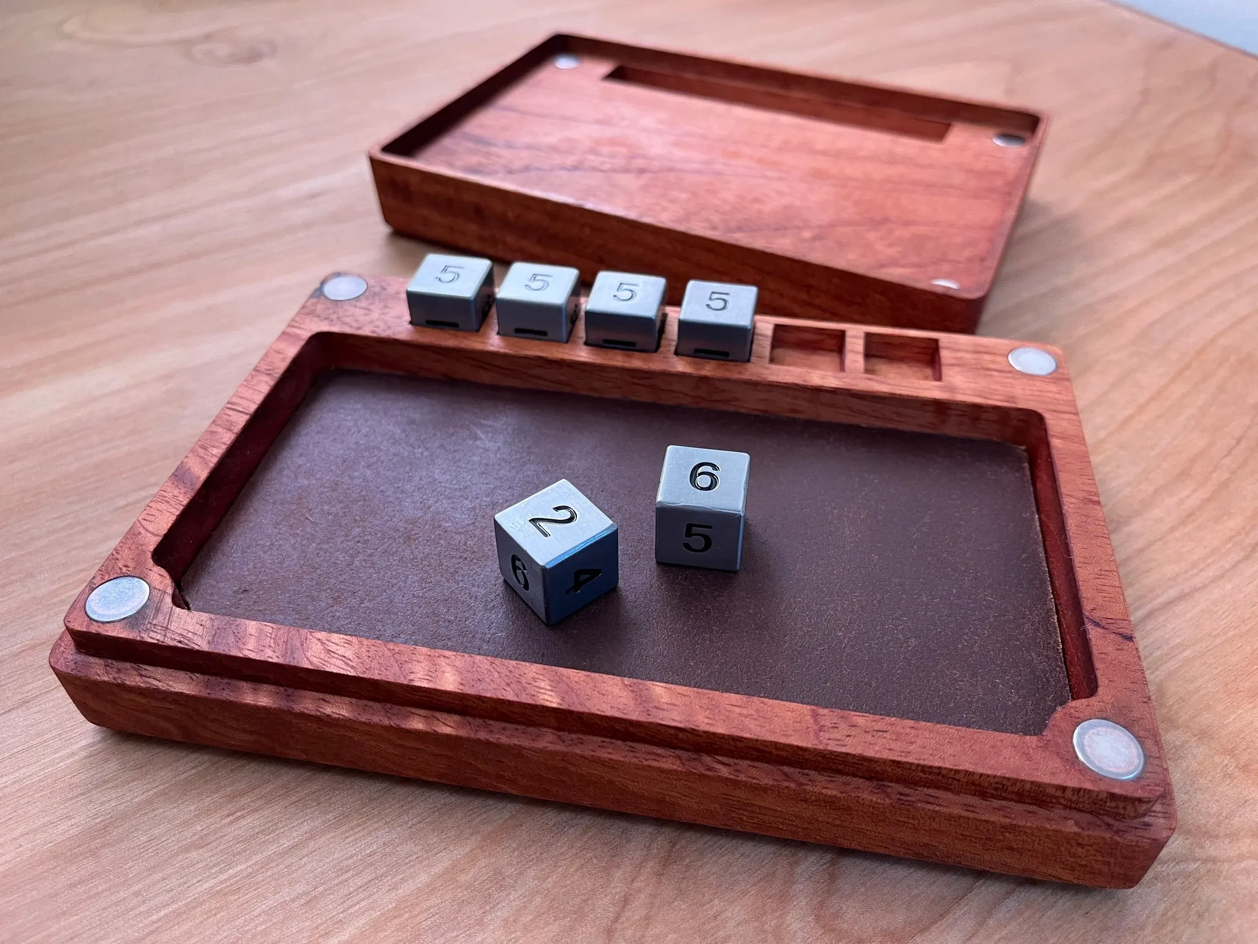 Dice Box — photo 4