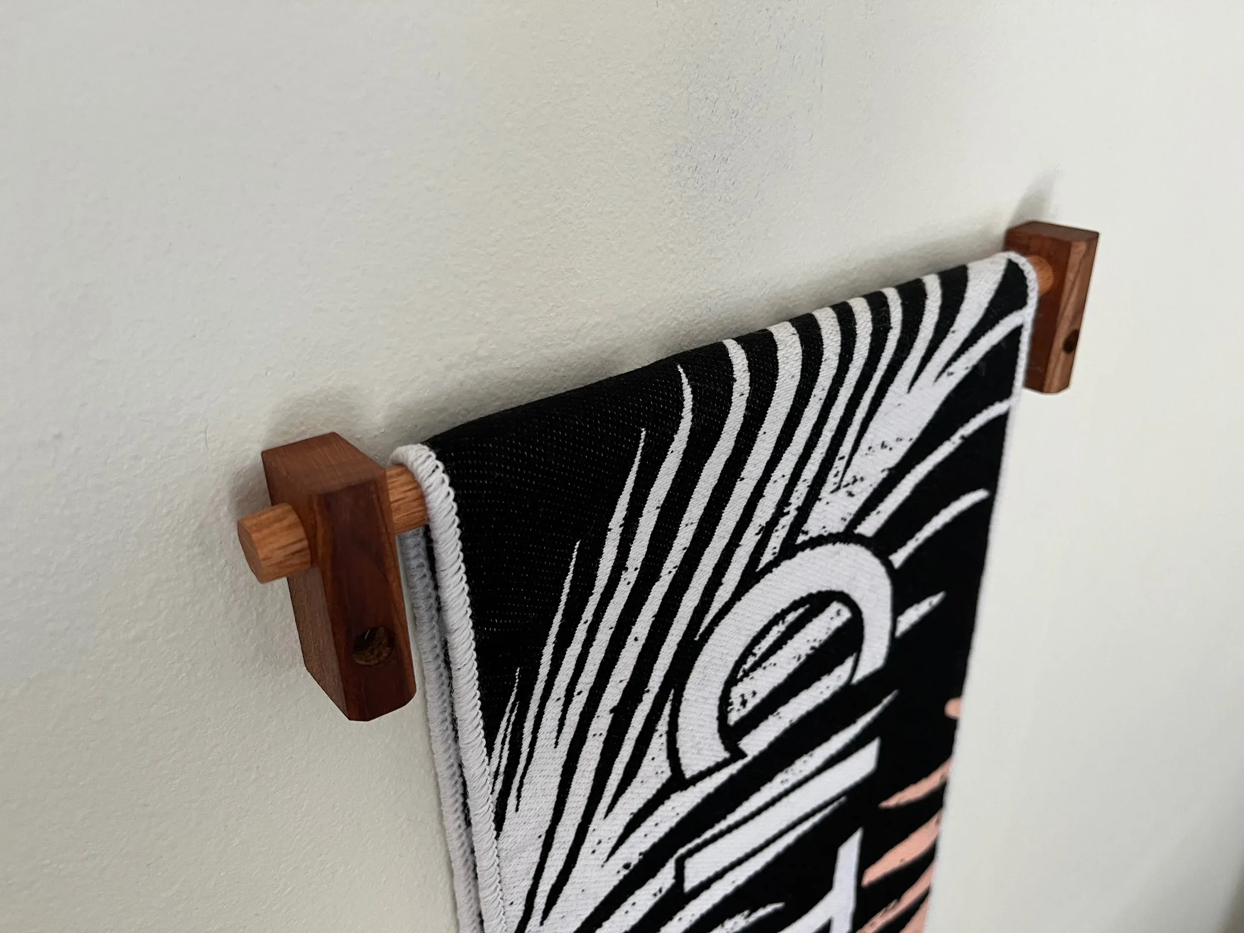 Football Scarf Mount — photo 5
